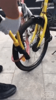 吃瓜群众粉色搭配,夏日吃瓜群众时尚搭配指南