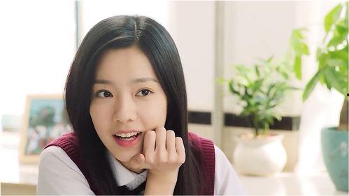 在一旁吃瓜的兮怡,瓜田趣事连连